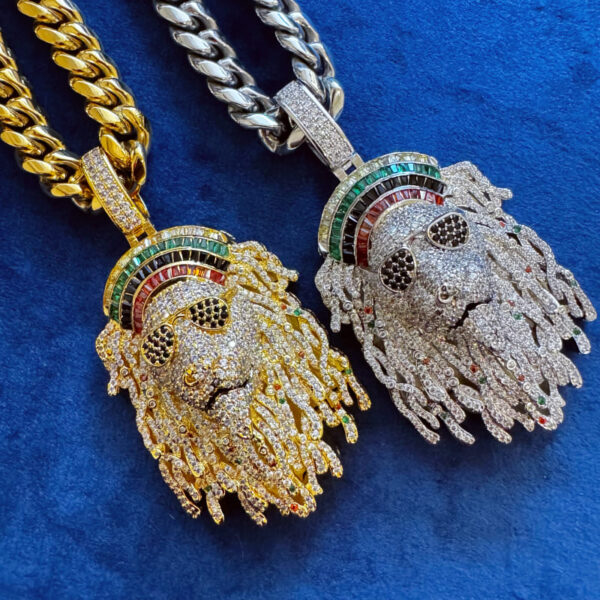 ICETOPLUXE Lion head pendants in gold and white, featuring 5A Zircon stones and Glossy Cuban chains for men