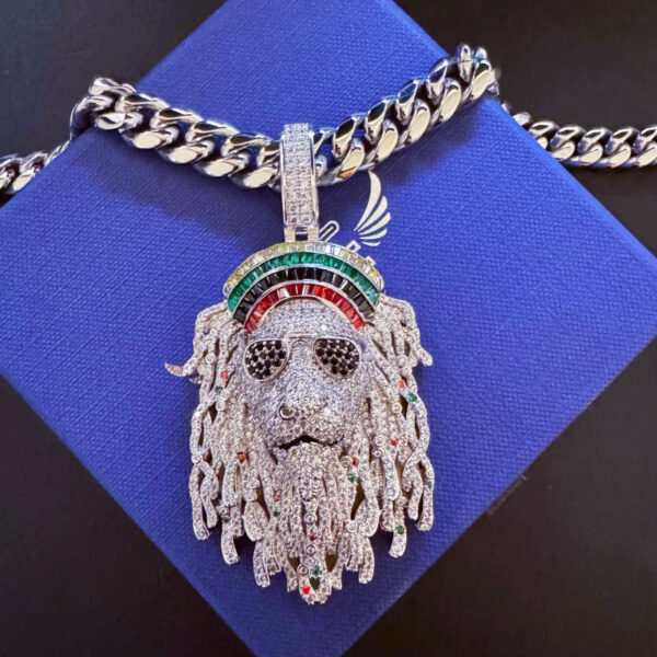 Front view of ICETOPLUXE white Lion head pendant with 10mm Glossy Cuban chain, featuring 5A Zircon stones