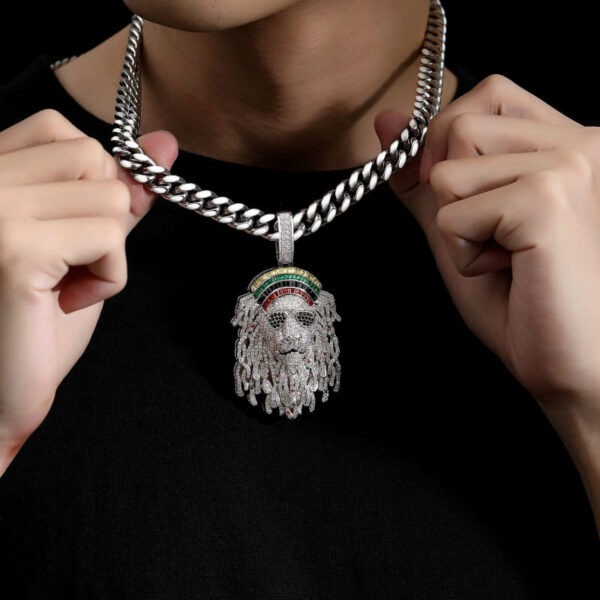 ICETOPLUXE Model wearing white Lion head pendant with 10mm Glossy Cuban chain, perfect for men's hip hop jewelry